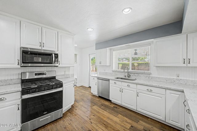 4117 E PATRICIA JANE Drive, Phoenix, AZ 85018