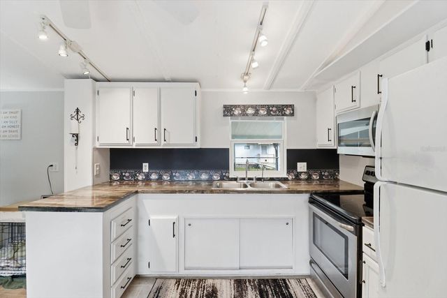 3706 E BOW COURT, Inverness, FL 34452