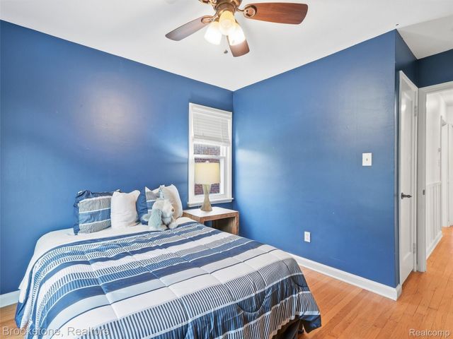2275 Dorchester Road, Birmingham, MI 48009