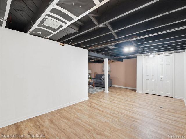 2275 Dorchester Road, Birmingham, MI 48009