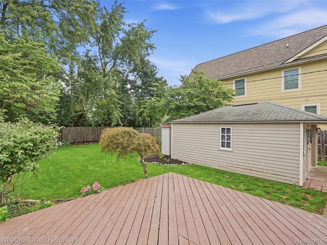 2275 Dorchester Road, Birmingham, MI 48009