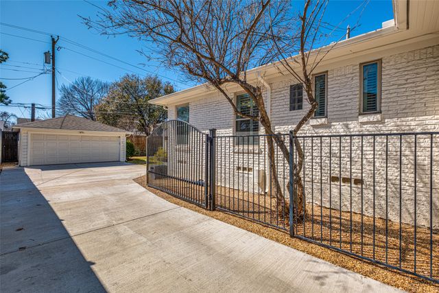 6134 Anita Street, Dallas, TX 75214