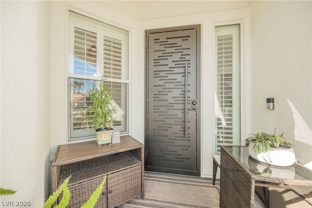 1613 Hidden Spring Drive, Las Vegas, NV 89117