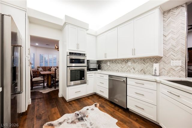 1613 Hidden Spring Drive, Las Vegas, NV 89117