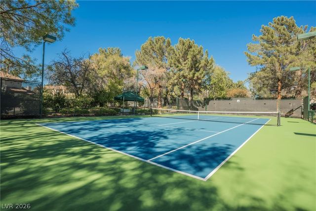 1613 Hidden Spring Drive, Las Vegas, NV 89117