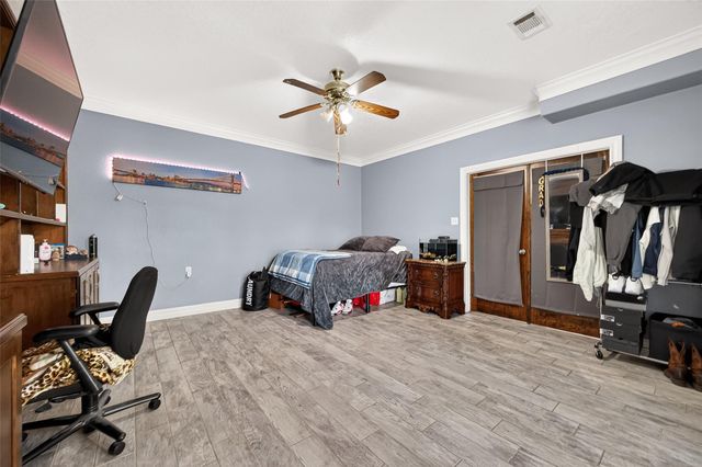 18015 Bambridge Drive, Houston, TX 77090