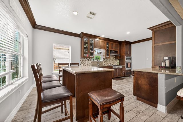 18015 Bambridge Drive, Houston, TX 77090