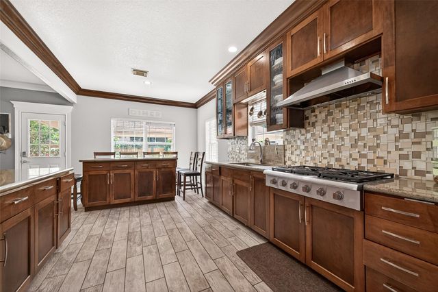 18015 Bambridge Drive, Houston, TX 77090