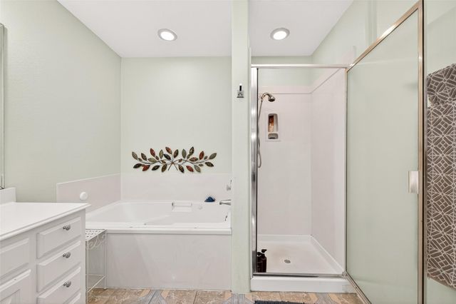 18015 Bambridge Drive, Houston, TX 77090