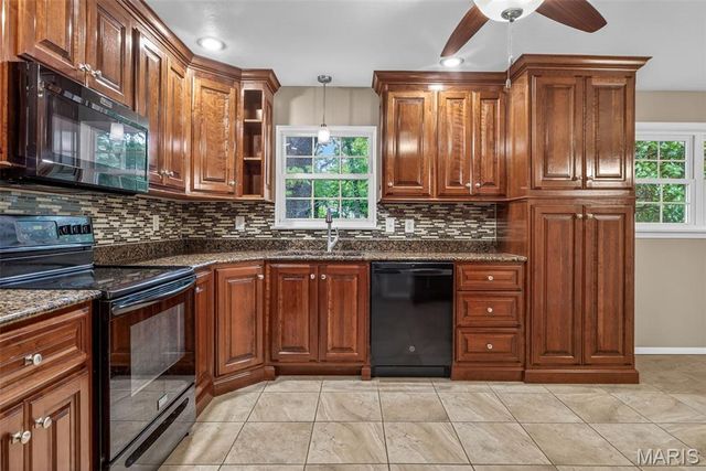 2580 South Ridge, Festus, MO 63028