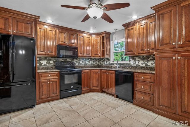 2580 South Ridge, Festus, MO 63028
