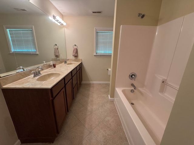 104 Greenview Drive, Lawrenceburg, KY 40342