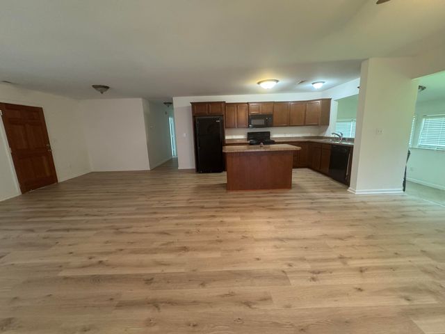 104 Greenview Drive, Lawrenceburg, KY 40342