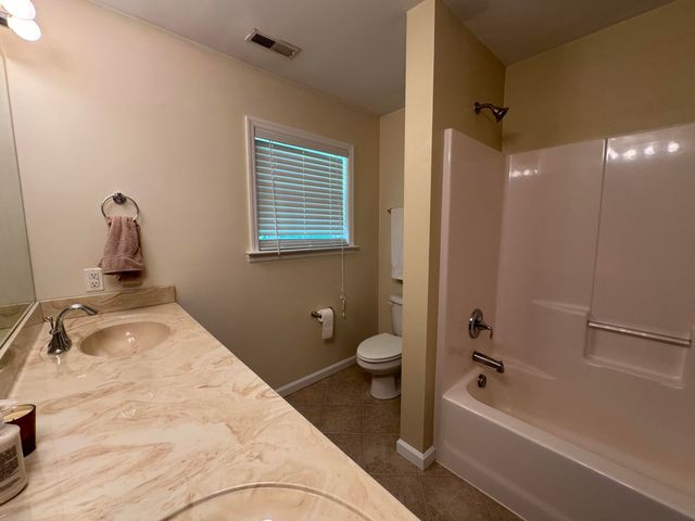 104 Greenview Drive, Lawrenceburg, KY 40342