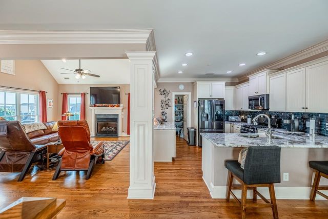 902 Blue Moon Street, Taylors, SC 29687