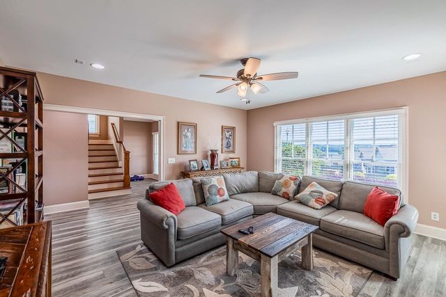 902 Blue Moon Street, Taylors, SC 29687