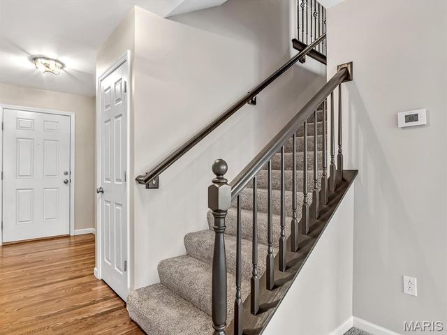863 Harbor Woods Drive, Fairview Heights, IL 62208