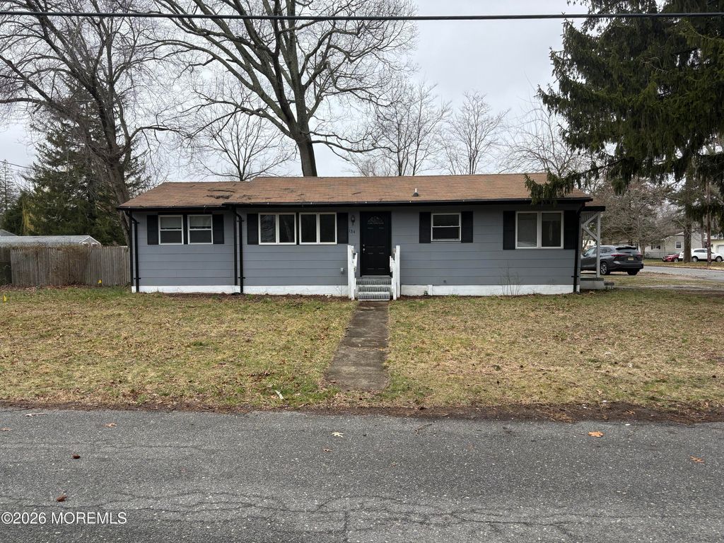 134 Red Bank Avenue, Bayville, NJ 08721