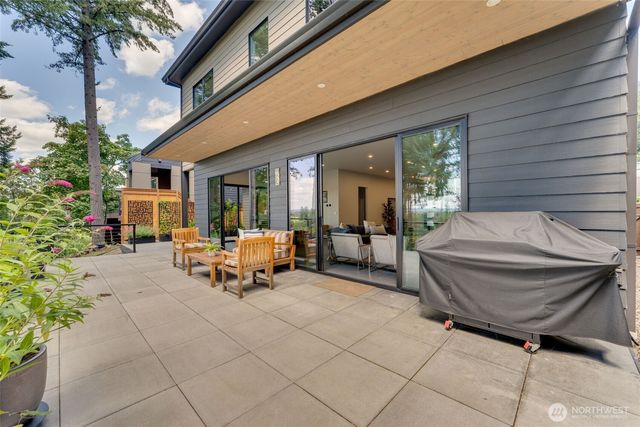 536 NE Province Drive, Camas, WA 98607