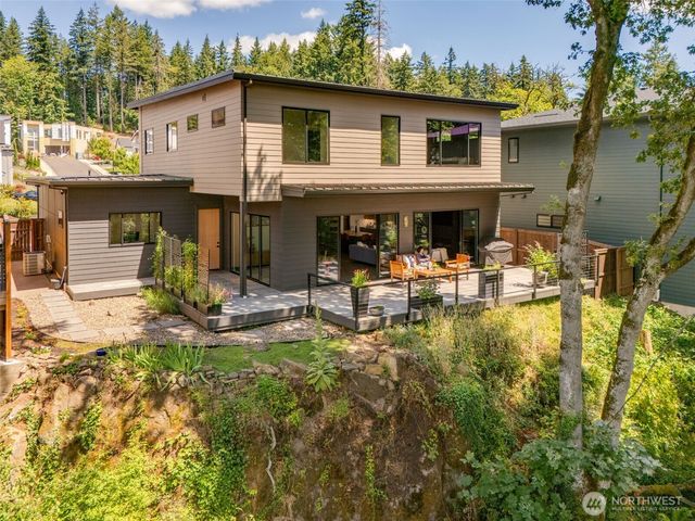 536 NE Province Drive, Camas, WA 98607