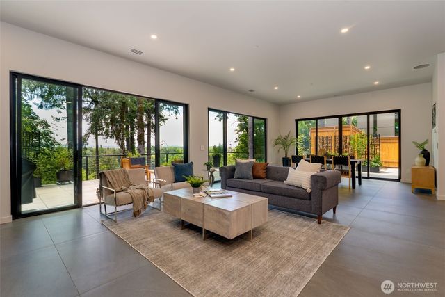 536 NE Province Drive, Camas, WA 98607