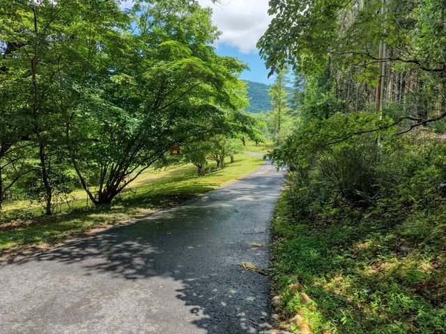 9258 Hwy 60, Suches, GA 30572