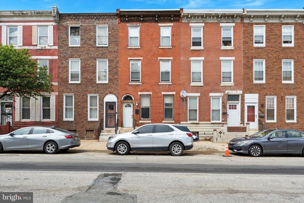 2909 W DIAMOND ST, Philadelphia, PA 19121