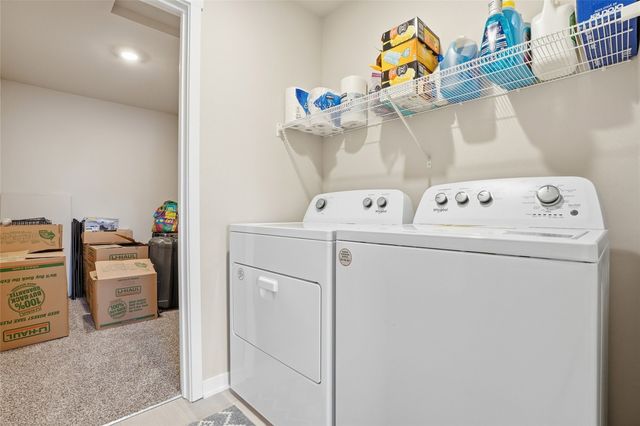 3182 Scanlon Farms Road, Coralville, IA 52241