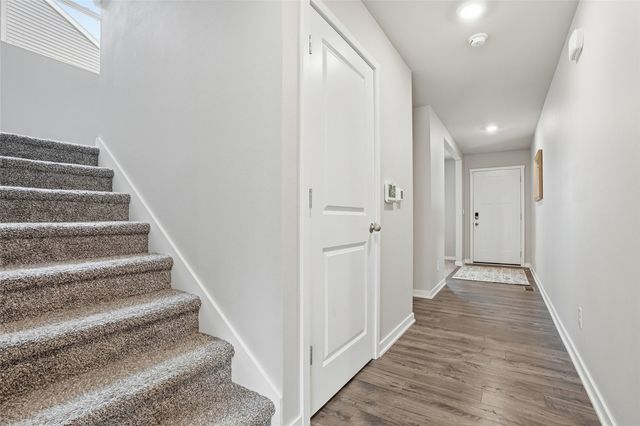 3182 Scanlon Farms Road, Coralville, IA 52241