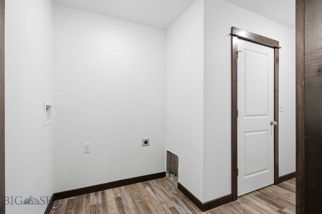 605 & 607 Black Diamond A-D, A-C, Belgrade, MT 59714