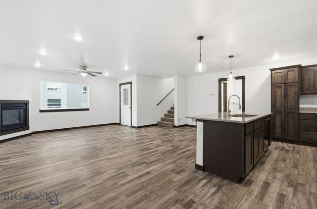 605 & 607 Black Diamond A-D, A-C, Belgrade, MT 59714