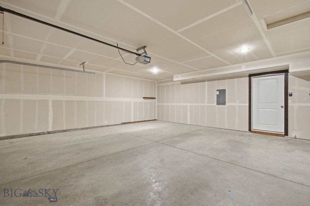 605 & 607 Black Diamond A-D, A-C, Belgrade, MT 59714 photo 16