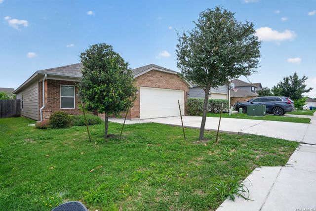 906 BRYSON MDW, San Antonio, TX 78245