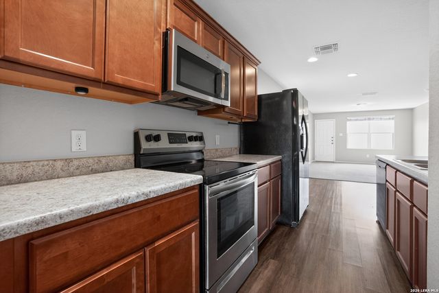 906 BRYSON MDW, San Antonio, TX 78245