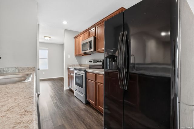 906 BRYSON MDW, San Antonio, TX 78245