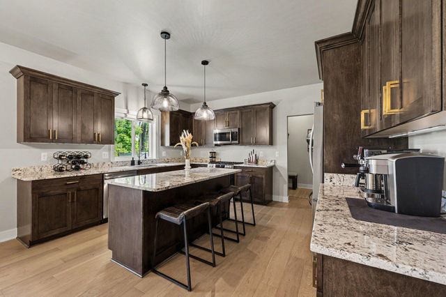29101 Brooke Meadows Court 20, Chesterfield, MI 48047