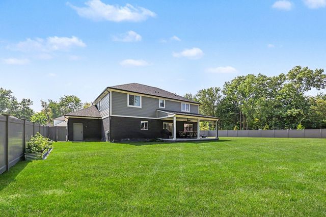 29101 Brooke Meadows Court 20, Chesterfield, MI 48047