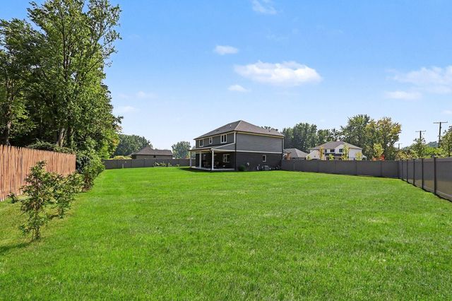 29101 Brooke Meadows Court 20, Chesterfield, MI 48047