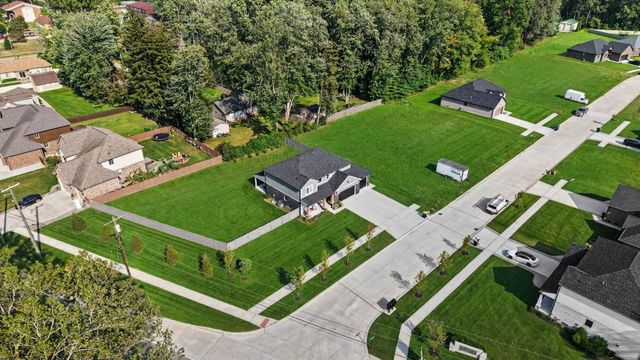 29101 Brooke Meadows Court 20, Chesterfield, MI 48047