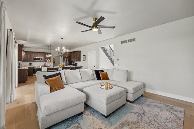 29101 Brooke Meadows Court 20, Chesterfield, MI 48047