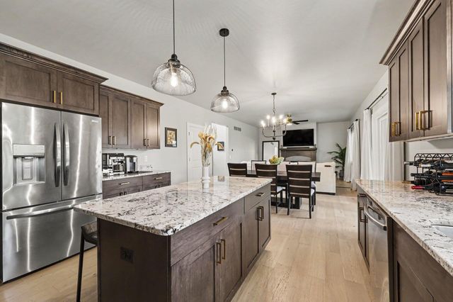 29101 Brooke Meadows Court 20, Chesterfield, MI 48047