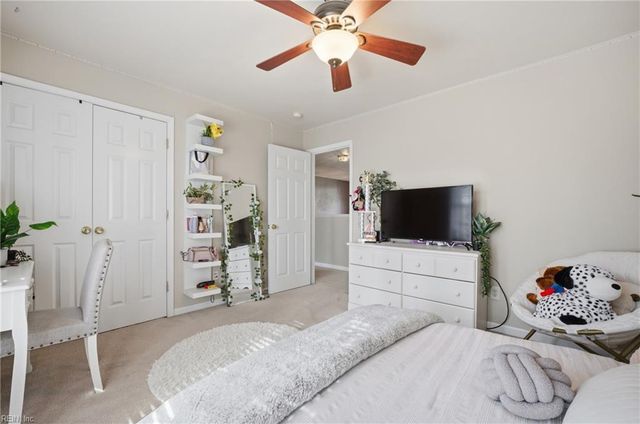 13386 Chesapeake PL, Carrollton, VA 23314