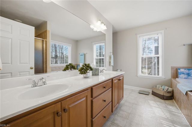 13386 Chesapeake PL, Carrollton, VA 23314