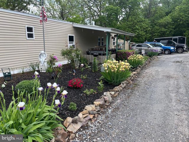 450 RIDGE RD #7, Etters, PA 17319