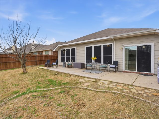 5012 Willow Bend Lane, Sachse, TX 75048