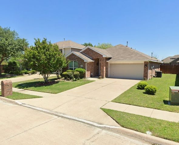 5012 Willow Bend Lane, Sachse, TX 75048