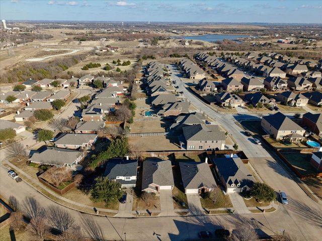 5012 Willow Bend Lane, Sachse, TX 75048