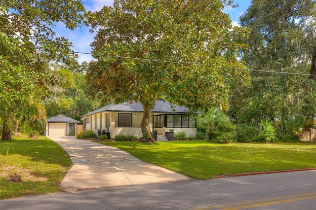 641 E PENNSYLVANIA AVENUE, Deland, FL 32724
