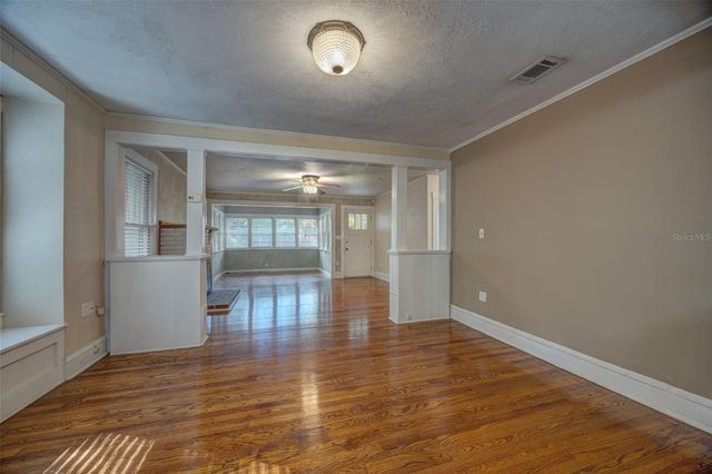 641 E PENNSYLVANIA AVENUE, Deland, FL 32724
