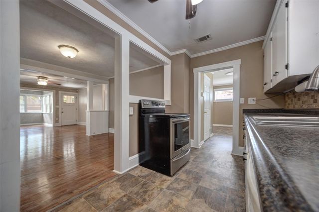 641 E PENNSYLVANIA AVENUE, Deland, FL 32724